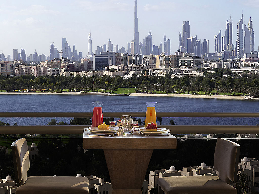 Pullman Dubai Creek City Centre Residences Restoran fotoğraf